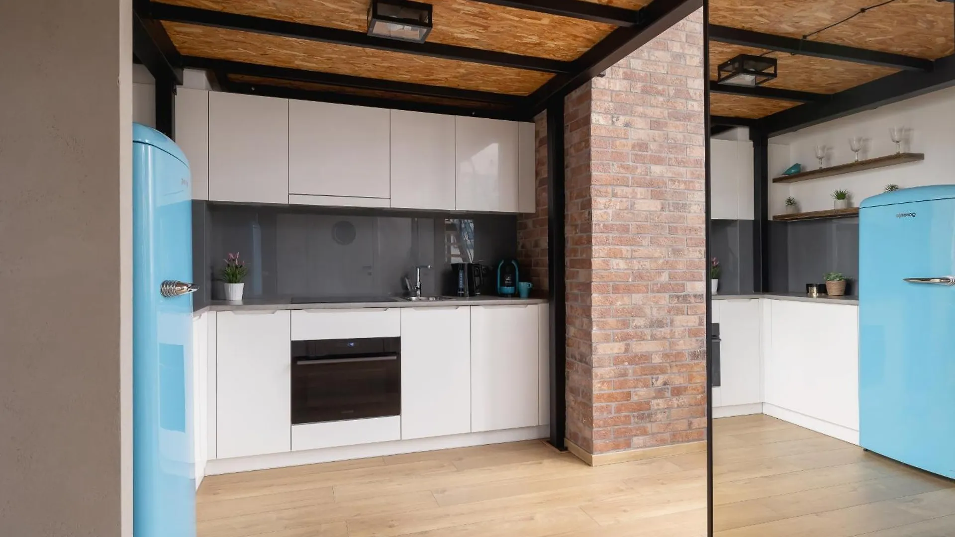 Deluxe Loft Apartment Lubelska With Mezzanine By Noclegi Renters Krasków