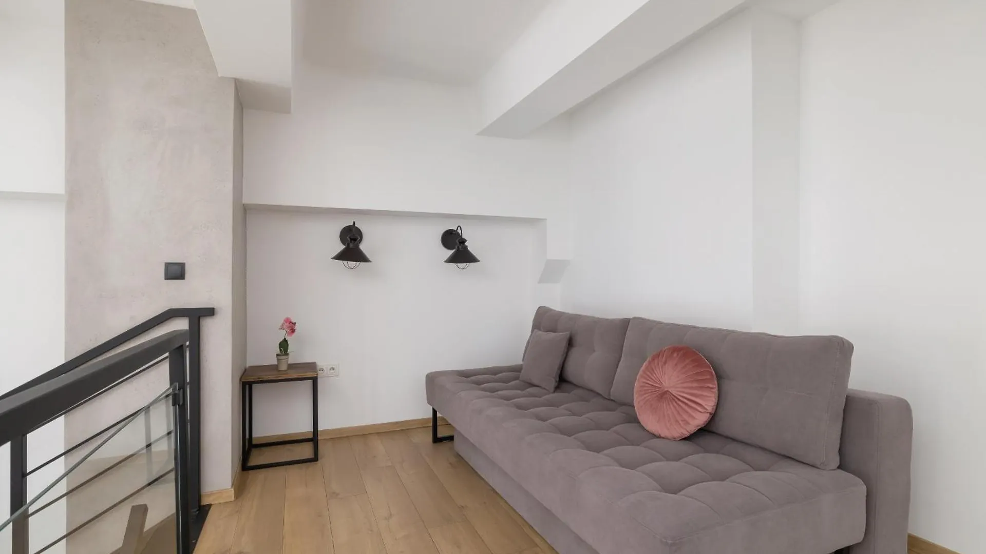 Deluxe Loft Apartment Lubelska With Mezzanine By Noclegi Renters Cracovie 0*,  Pologne