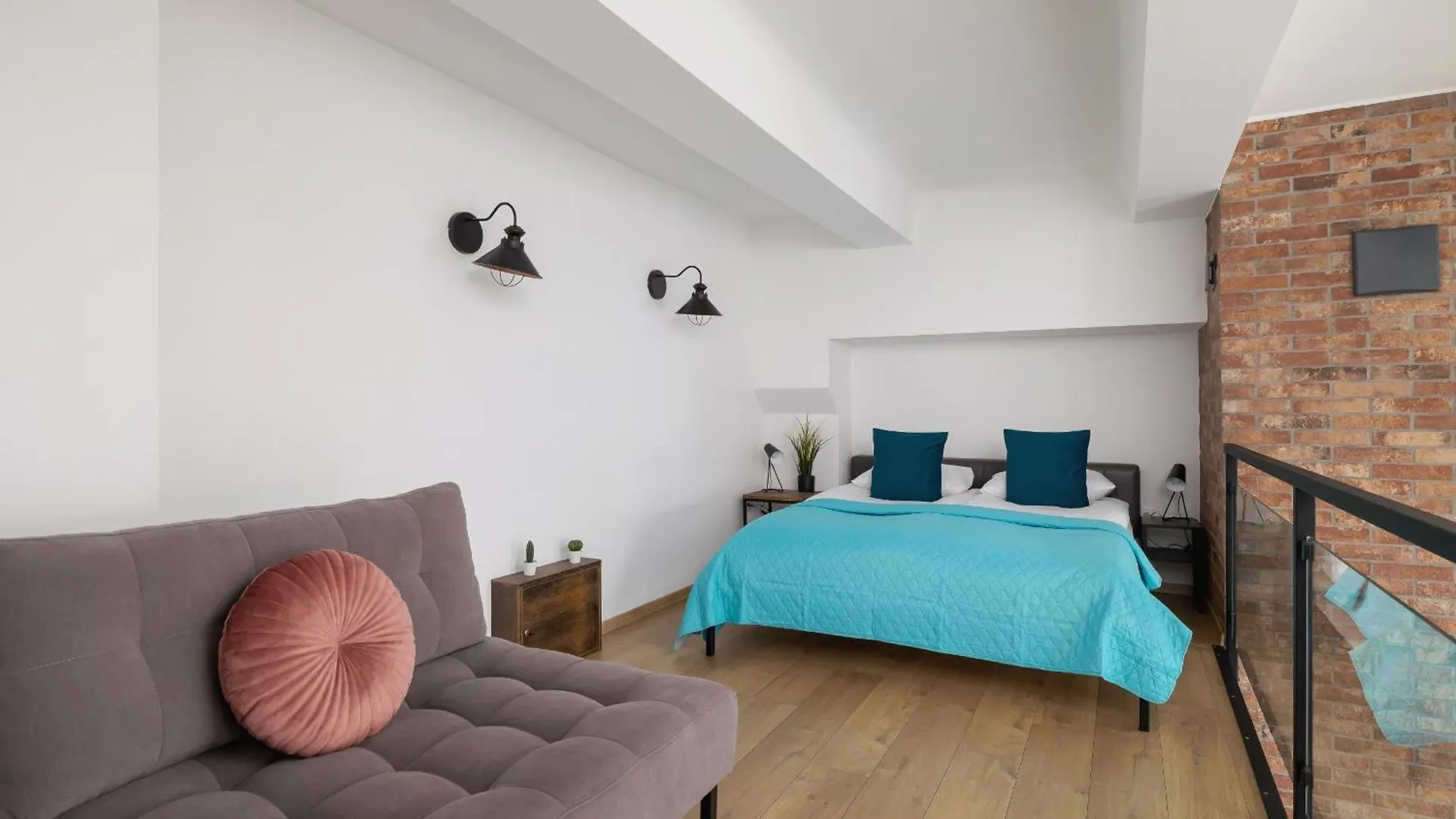 Deluxe Loft Apartment Lubelska With Mezzanine By Noclegi Renters Cracovie Pologne